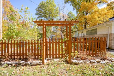 5789 E County Road 200 N Avon IN 46123