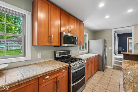 8836 Briarclift Road Indianapolis IN 46256