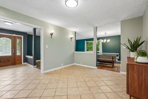 8836 Briarclift Road Indianapolis IN 46256