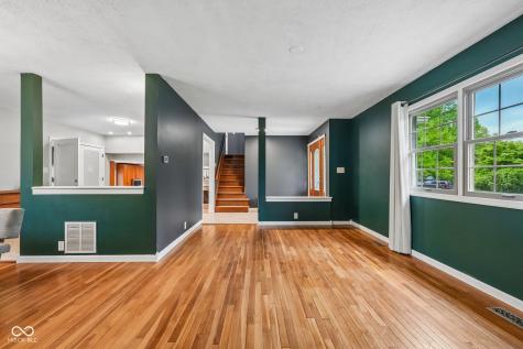 8836 Briarclift Road Indianapolis IN 46256
