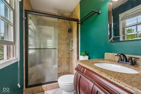 8836 Briarclift Road Indianapolis IN 46256