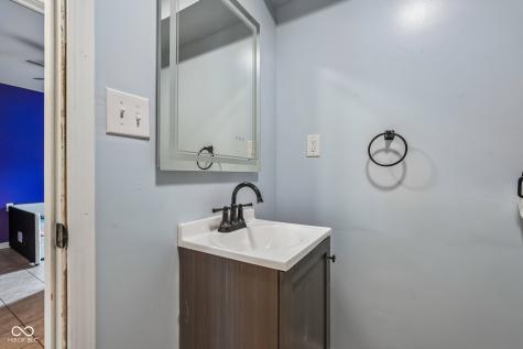 8836 Briarclift Road Indianapolis IN 46256