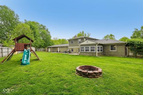 8836 Briarclift Road Indianapolis IN 46256