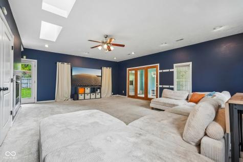 8836 Briarclift Road Indianapolis IN 46256