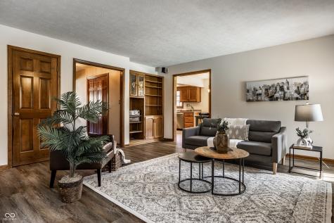4731 Moss Creek Court Indianapolis IN 46237