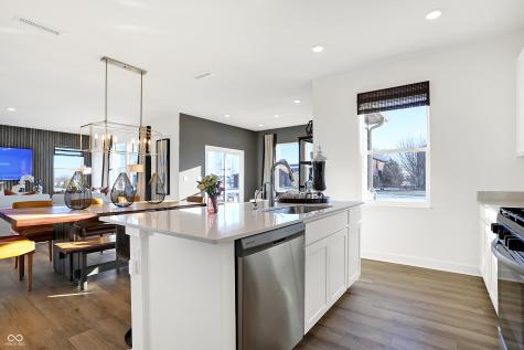 15546 Alperton Road Fishers IN 46037