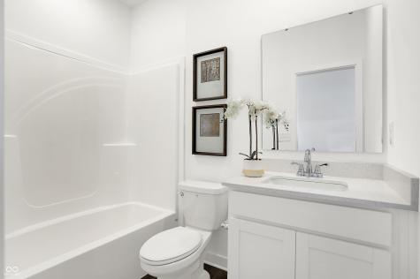 15546 Alperton Road Fishers IN 46037