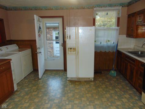 137 E Vine Street Jamestown IN 46147