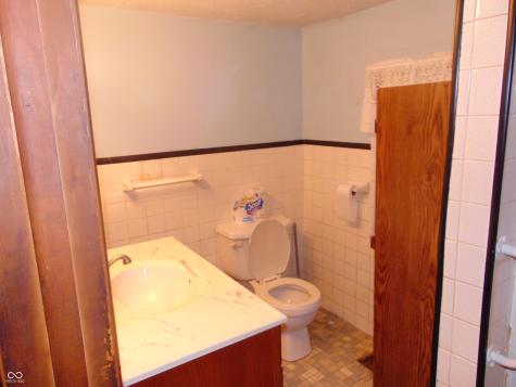 137 E Vine Street Jamestown IN 46147