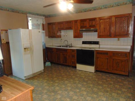 137 E Vine Street Jamestown IN 46147