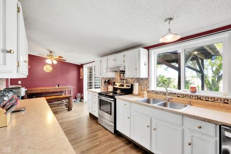 38 Fountain Lake Drive Greenfield IN 46140