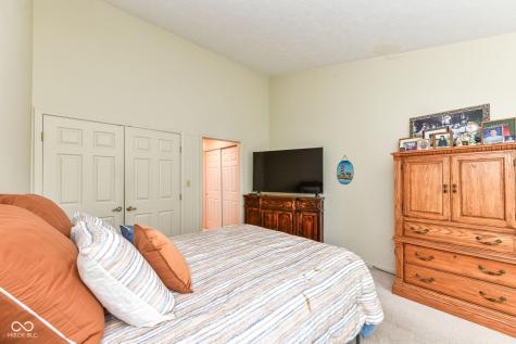 7401 Sylvan Ridge Road Indianapolis IN 46240