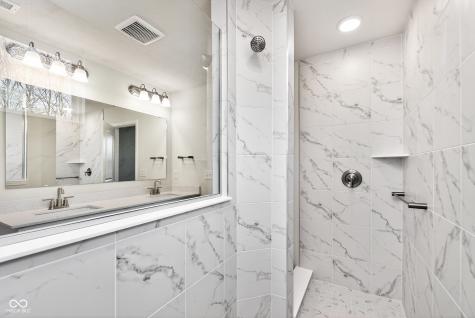 922 Rivendell Drive Avon IN 46123