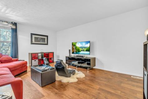 5860 Ramsey Drive Noblesville IN 46062
