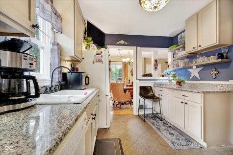2206 E Northgate Street Indianapolis IN 46220