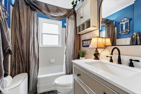 2206 E Northgate Street Indianapolis IN 46220