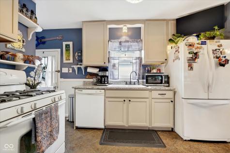 2206 E Northgate Street Indianapolis IN 46220