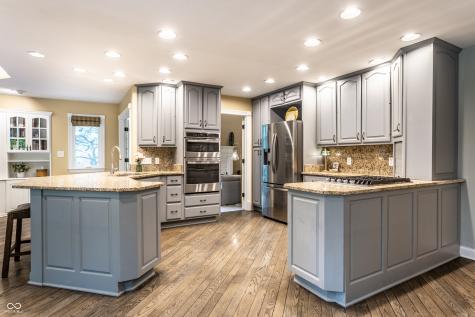 665 Nottingham Court Carmel IN 46032