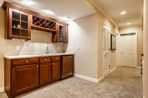 665 Nottingham Court Carmel IN 46032
