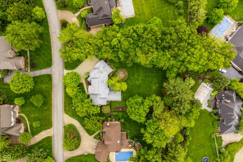 665 Nottingham Court Carmel IN 46032