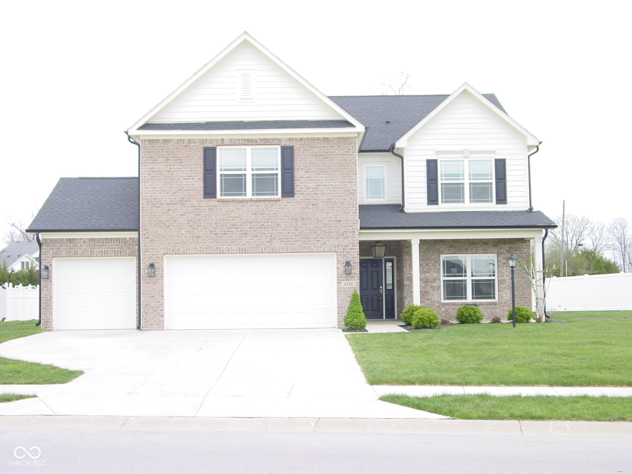 4556 W Lakeway Drive New Palestine IN 46163
