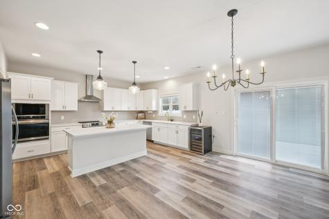 4556 W Lakeway Drive New Palestine IN 46163