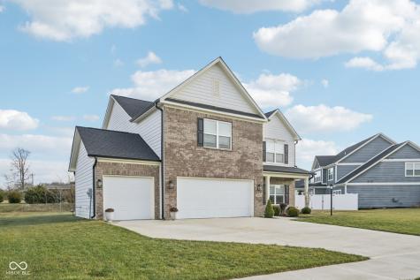 4556 W Lakeway Drive New Palestine IN 46163