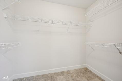 4556 W Lakeway Drive New Palestine IN 46163