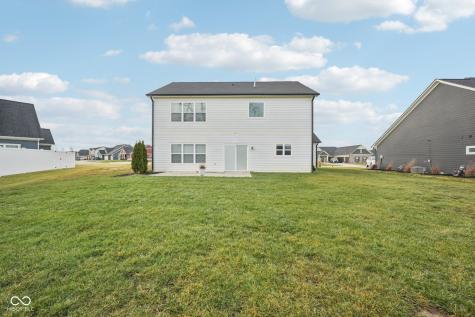 4556 W Lakeway Drive New Palestine IN 46163