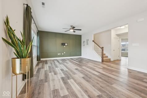 4556 W Lakeway Drive New Palestine IN 46163