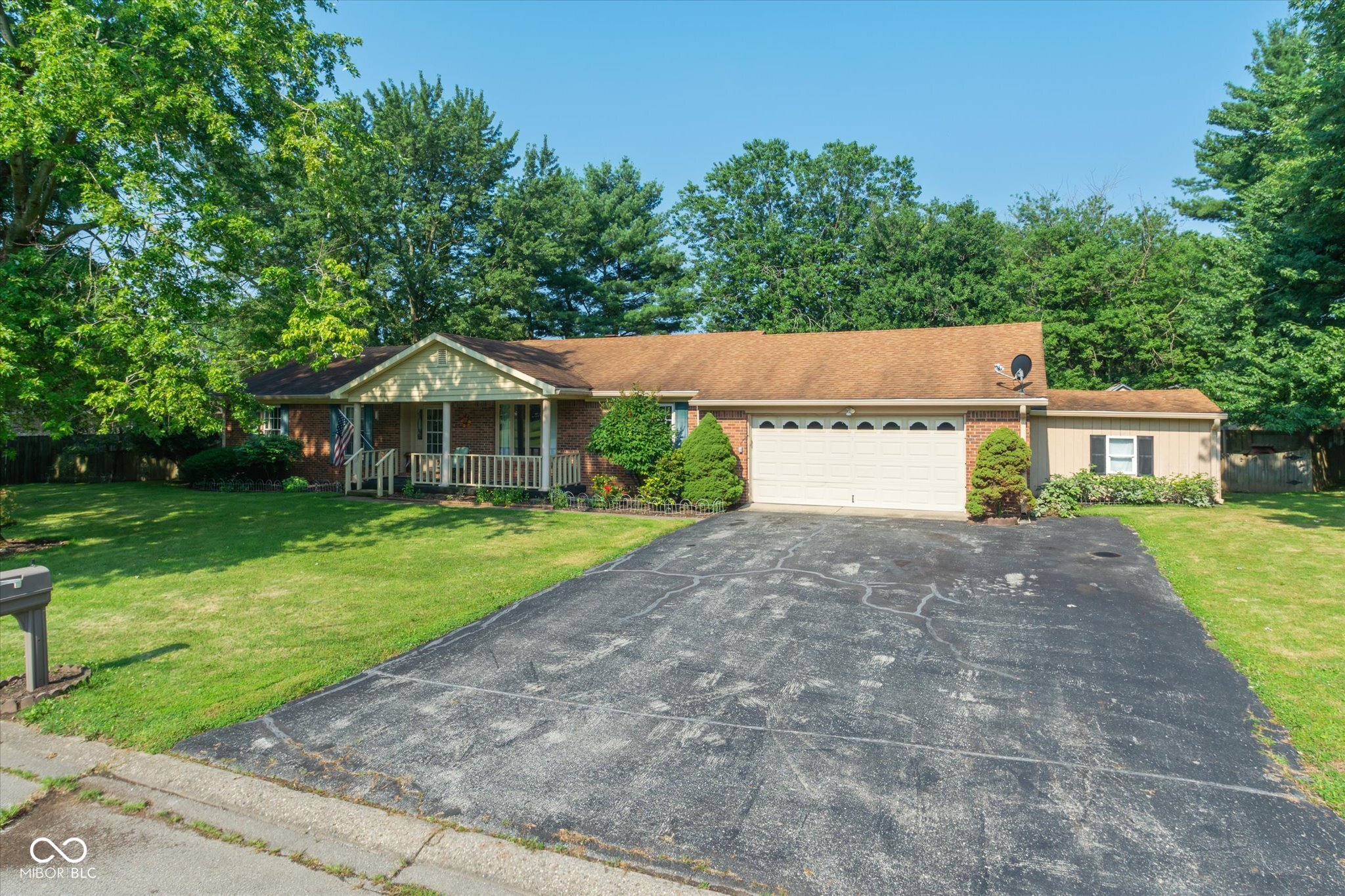 1268 Neal Court Avon IN 46123