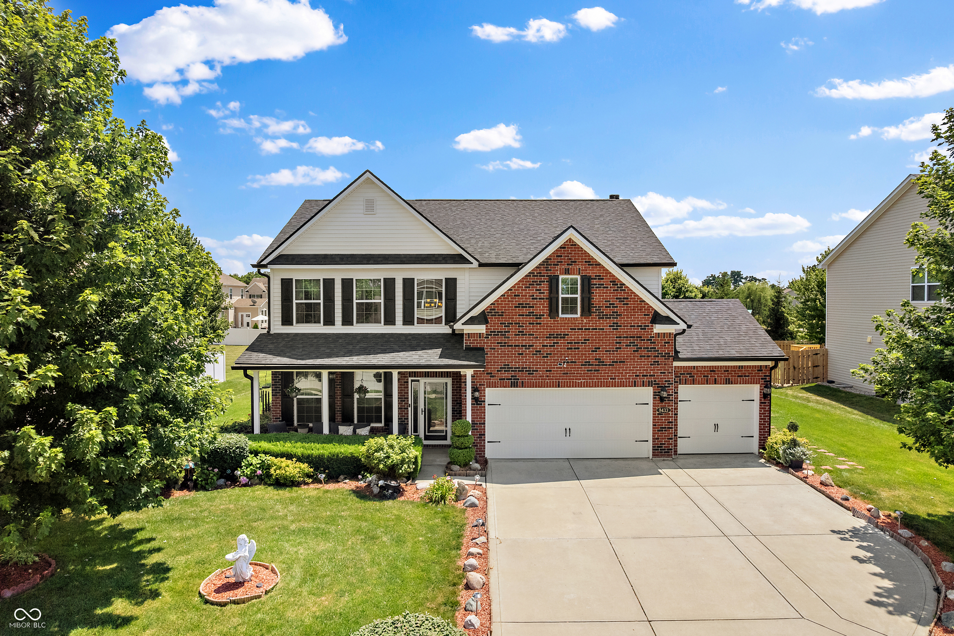 8433 Vyners Lane Avon IN 46123