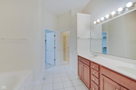 7201 Catboat Court Fishers IN 46038