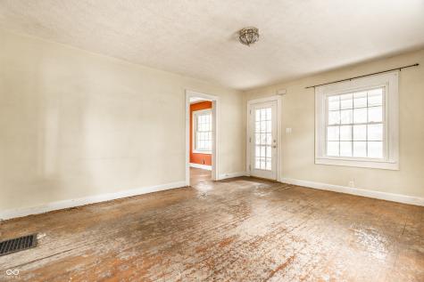 6124 Winthrop Avenue Indianapolis IN 46220
