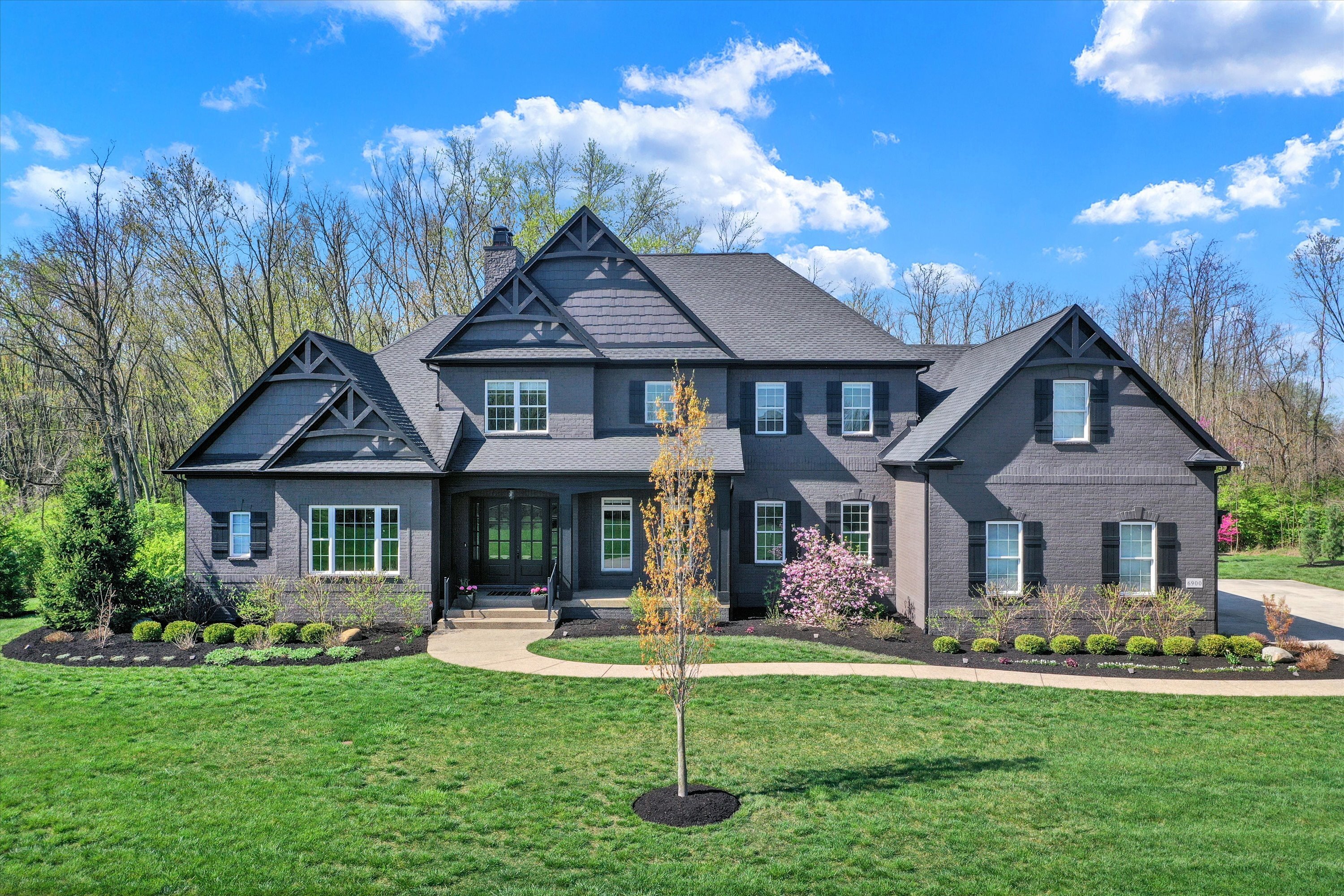 6900 Oldfields Lane Zionsville IN 46077