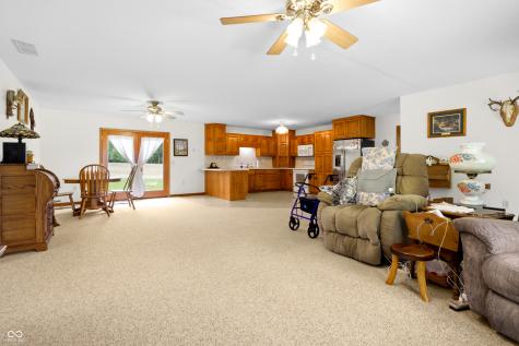 7450 W Deaver Road Columbus IN 47201