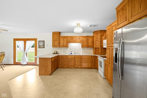 7450 W Deaver Road Columbus IN 47201