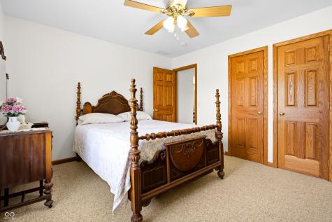 7450 W Deaver Road Columbus IN 47201