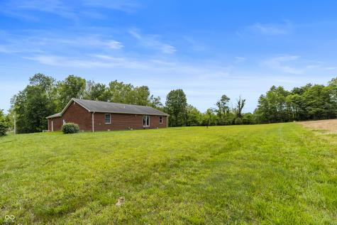 7450 W Deaver Road Columbus IN 47201