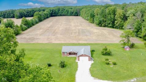 7450 W Deaver Road Columbus IN 47201