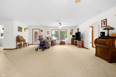 7450 W Deaver Road Columbus IN 47201
