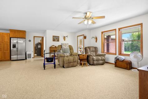 7450 W Deaver Road Columbus IN 47201