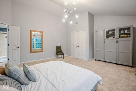 11667 Shadowwood Court Zionsville IN 46077