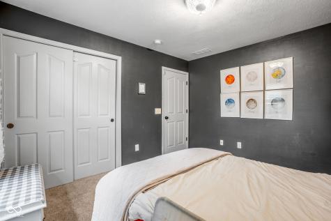 11667 Shadowwood Court Zionsville IN 46077