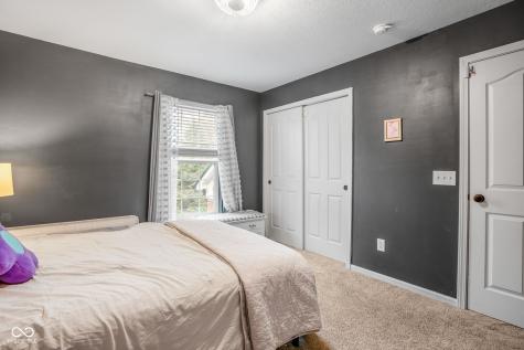 11667 Shadowwood Court Zionsville IN 46077