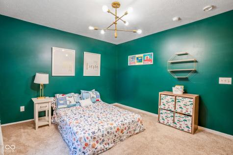 11667 Shadowwood Court Zionsville IN 46077
