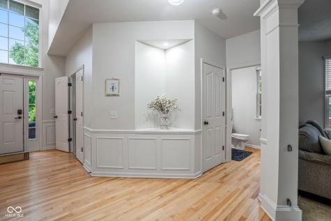 11667 Shadowwood Court Zionsville IN 46077