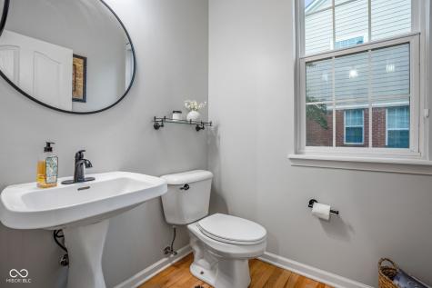11667 Shadowwood Court Zionsville IN 46077