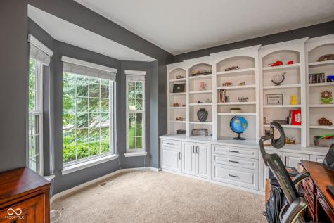 11667 Shadowwood Court Zionsville IN 46077