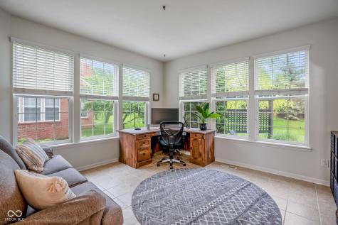 11667 Shadowwood Court Zionsville IN 46077